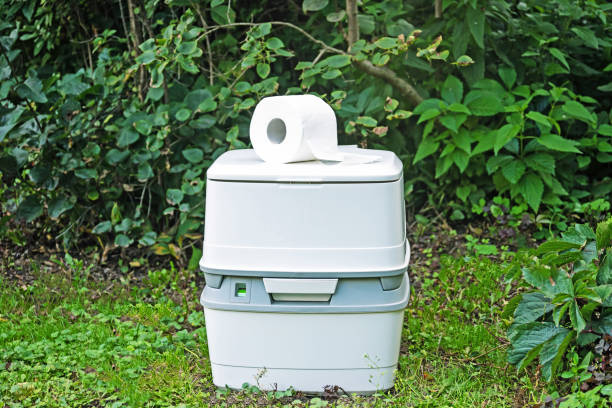 Best Affordable portable toilet rental  in Munising, MI