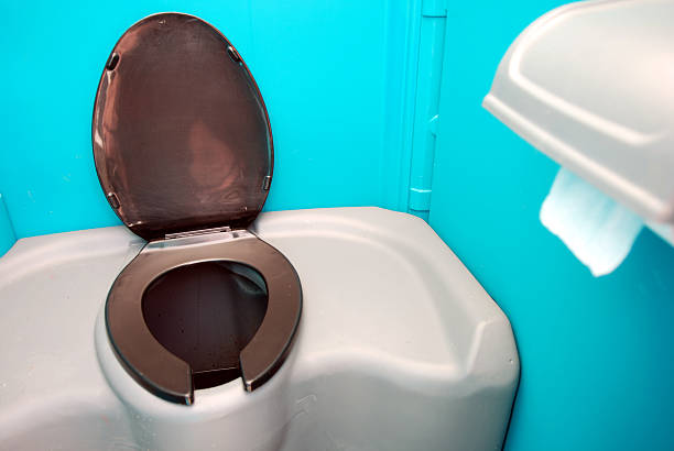 Best Portable bathroom rental  in Munising, MI